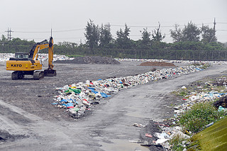 延命化方針が決まった市一般廃棄物最終処分場＝１月31日午前、同処分場